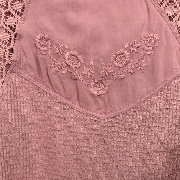 Free People Sweetest Thing Embroidered Thermal Top Blouse Bliss Blush Pink Large - Picture 8 of 14